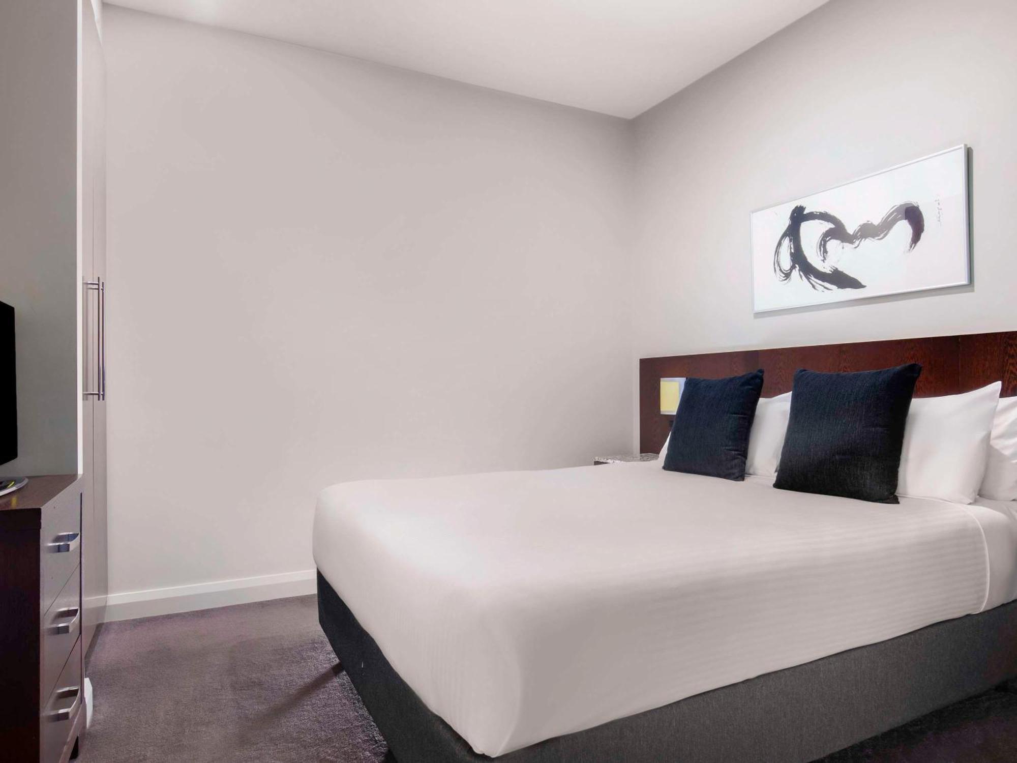 Mantra Hindmarsh Square Hotel Аделейд Екстериор снимка